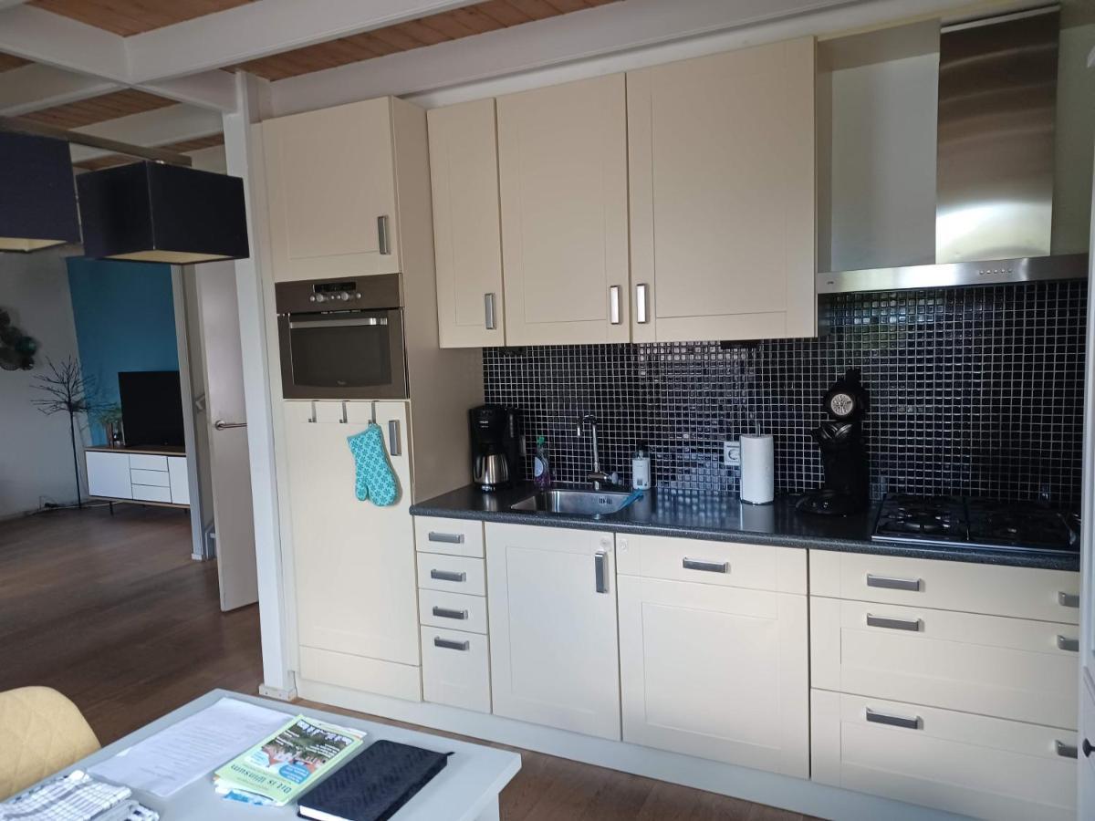 Karakteristiek Huis In Centrum Winsum Met Nieuwe Badkamer Exteriér fotografie